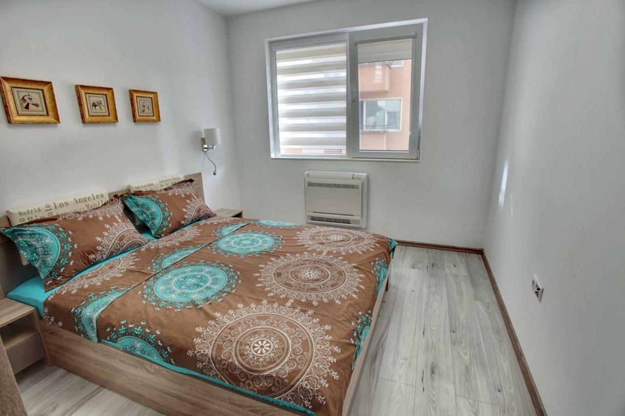 Apart Apartments