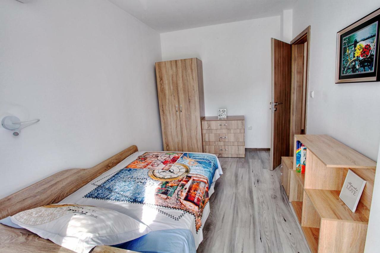 Apart Apartments Apartment *
