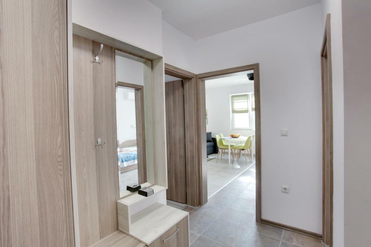 Apart Apartments Apartment